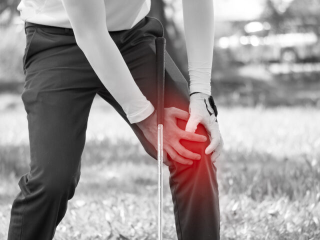 Golfer with Knee Injury